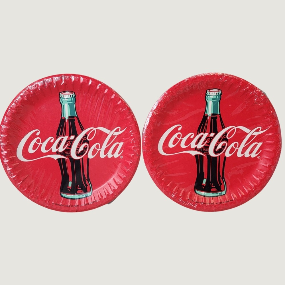 1993 Coca Cola Bullseye Design 9" Paper Plates 2 Packs of 12 (24 Total) SEALED